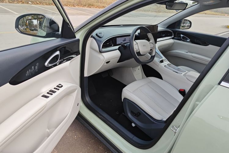 吉利银河 星愿 2025款 UP 410km 探索+版中控内饰7003