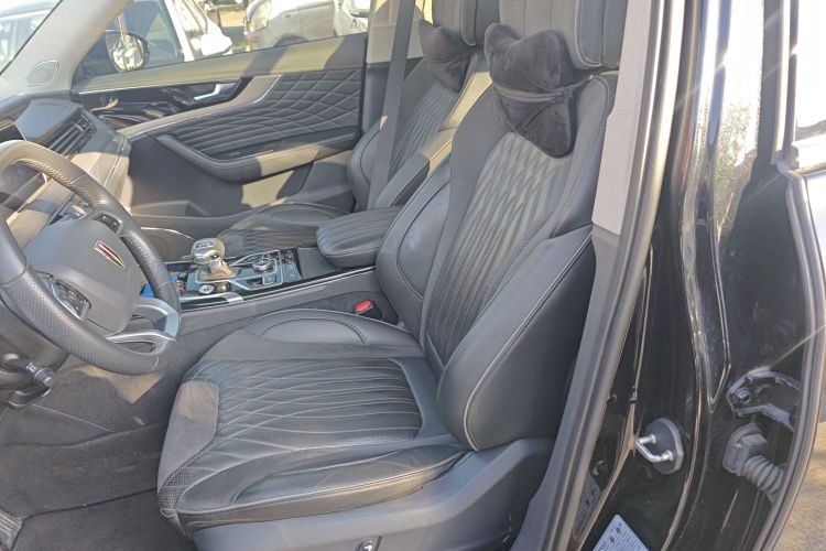 红旗HS5 2022款 2.0T 智联旗享版局部细节19