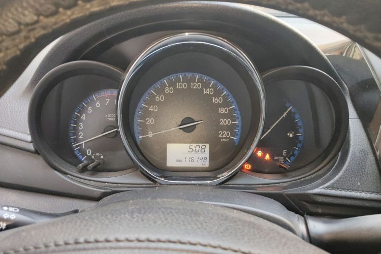 丰田 威驰 2017款 1.3L 手动锐行版中控内饰14