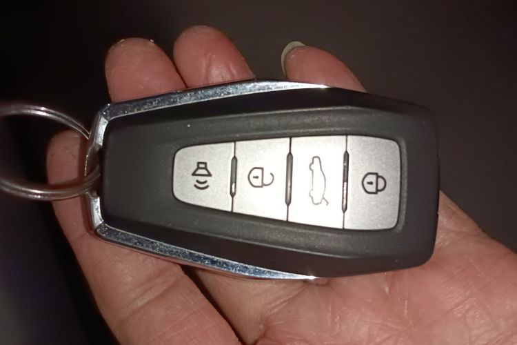 吉利汽车 远景X6 2020款 1.4T 手动尊贵型中控内饰7001