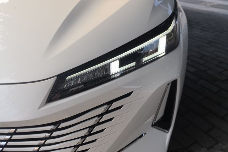 长安 逸动 2024款 1.5T GDI自动 尊贵型局部细节36