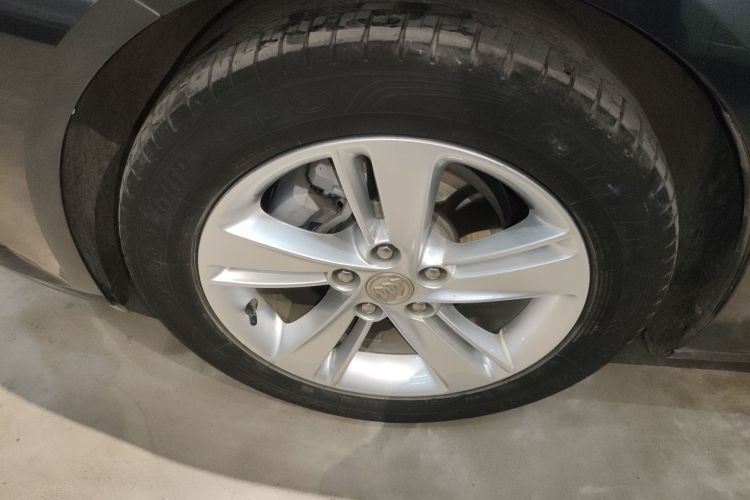 别克 君威 2019款 20T 精英型 国VI车身外观6007