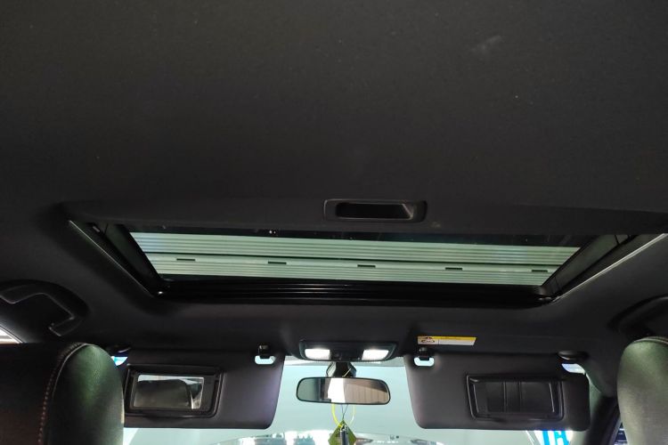 本田 思域 2021款 HATCHBACK 220TURBO CVT潮酷控中控内饰22