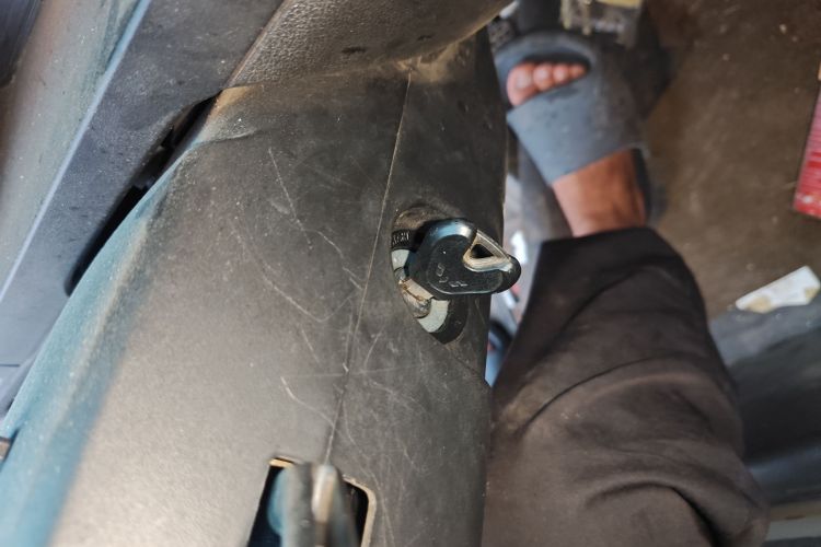 五菱汽车 五菱之光 2023款 1.5L 实用型 5/7座中控内饰7001