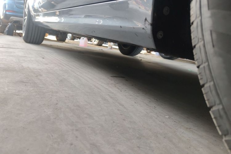 比亚迪 秦PLUS 2024款 荣耀版 DM-i 55KM领先型局部细节9001