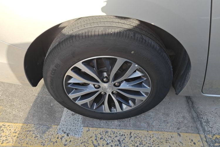 别克GL8 2022款 ES陆尊 653T 舒适型车身外观6008