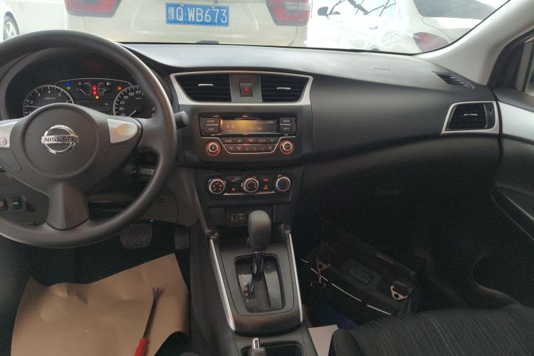 日产 轩逸 2022款 经典 1.6XE CVT舒适版中控内饰16