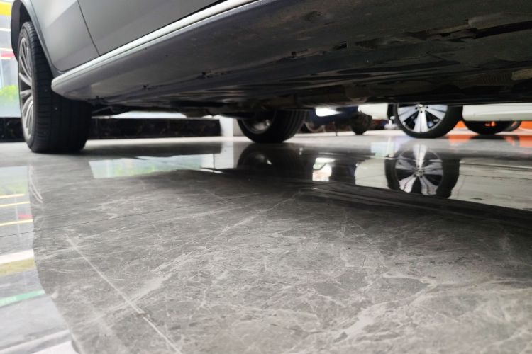 奔驰GLC AMG 2017款 AMG GLC 43 4MATIC局部细节9001