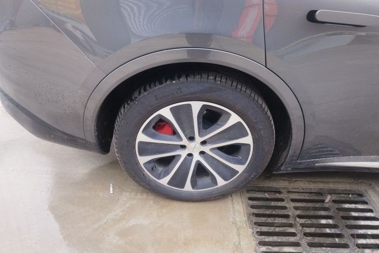 鸿蒙智行 智界R7 2024款 纯电 736km UItra车身外观6008