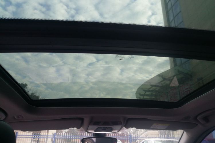 宝马2系旅行车 2016款 218i 时尚型中控内饰22