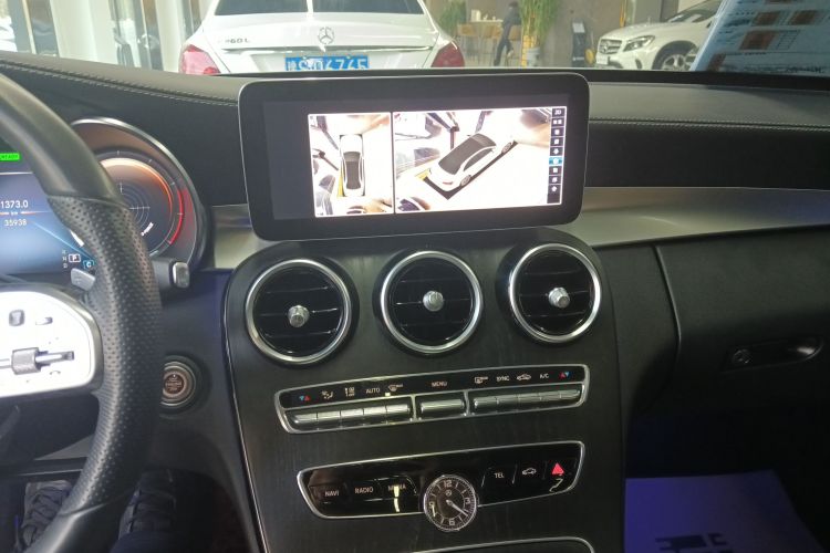 奔驰C级 2021款 C 260 L 运动星耀臻藏版中控内饰16