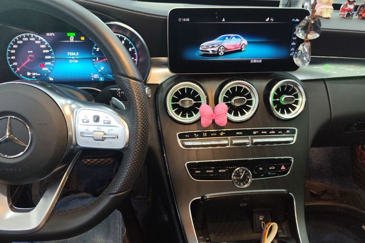 奔驰C级 2021款 C 260 L 运动星耀臻藏版中控内饰16