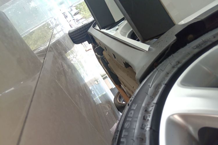 别克 昂科拉 2015款 1.4T 自动两驱都市精英型局部细节9001