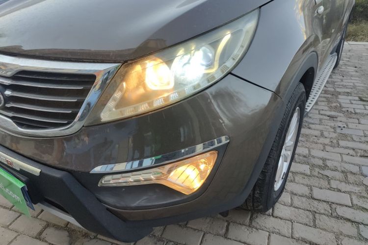 起亚 智跑 2014款 2.0L 自动两驱版GL局部细节36