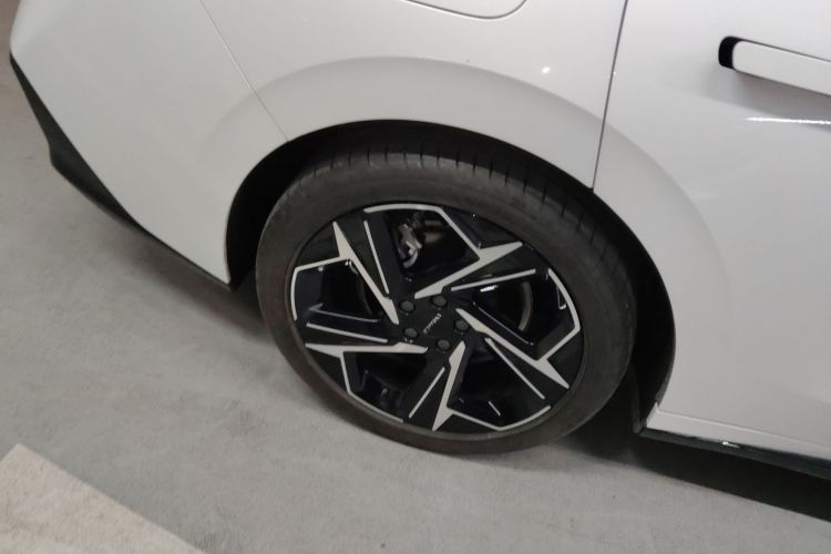 领克07 2024款 EM-P 126长续航 Ultra车身外观6004