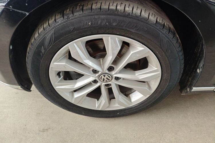 大众 迈腾 2019款 330TSI DSG 豪华型 国VI车身外观35