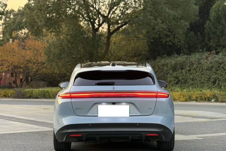 蔚来ET5T 2024款 75kWh Touring车身外观6