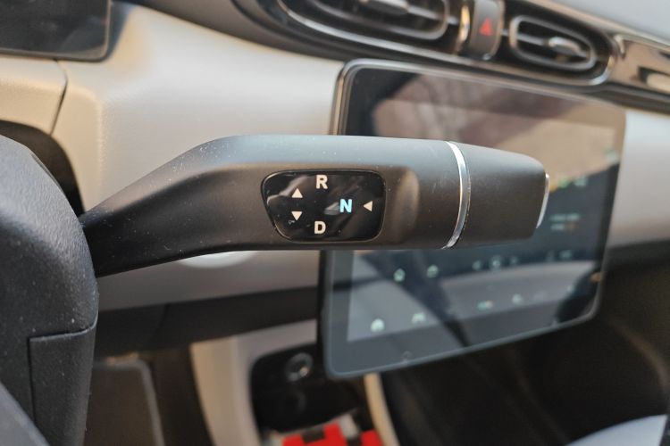 零跑汽车 零跑T03 2023款 200轻享版中控内饰18