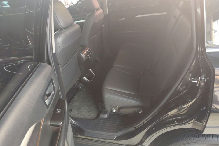 丰田 汉兰达 2018款 2.0T 四驱豪华版 7座 国VI中控内饰21