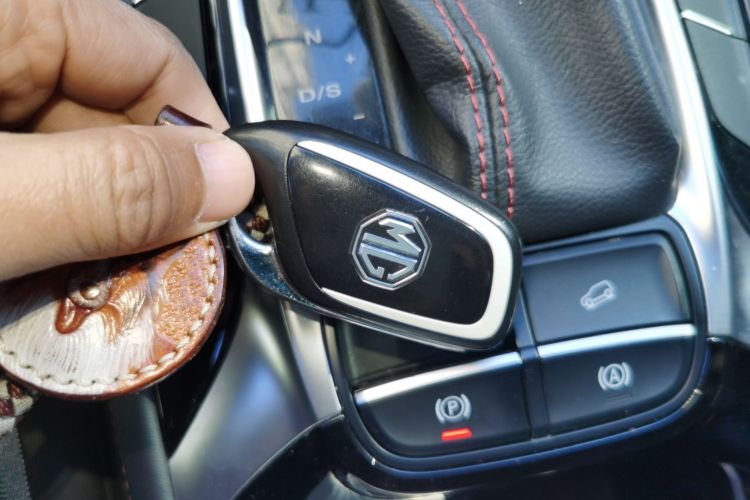 名爵HS 2019款 20T 自动两驱豪华版 国VI中控内饰11