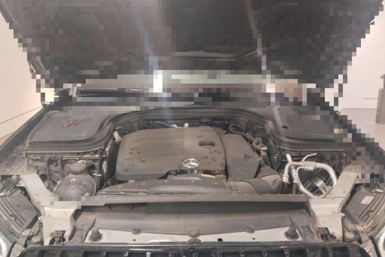 奔驰GLC 2021款 GLC 300 L 4MATIC 动感型机舱底盘24