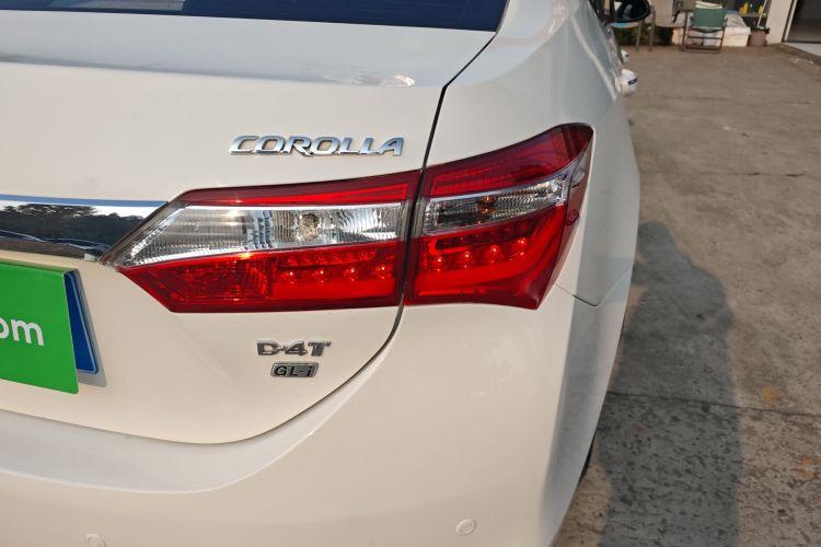 丰田 卡罗拉 2017款 1.2T CVT GL-i真皮版车身外观9