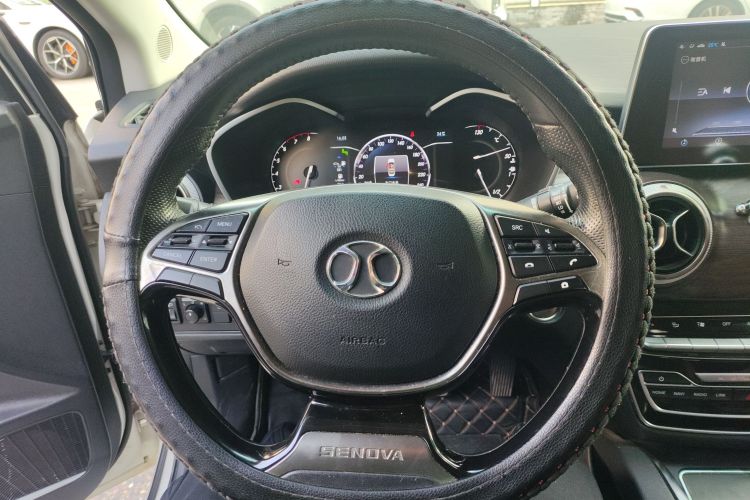 北京汽车 绅宝D50 2018款 1.5L CVT尊贵智驾版中控内饰13