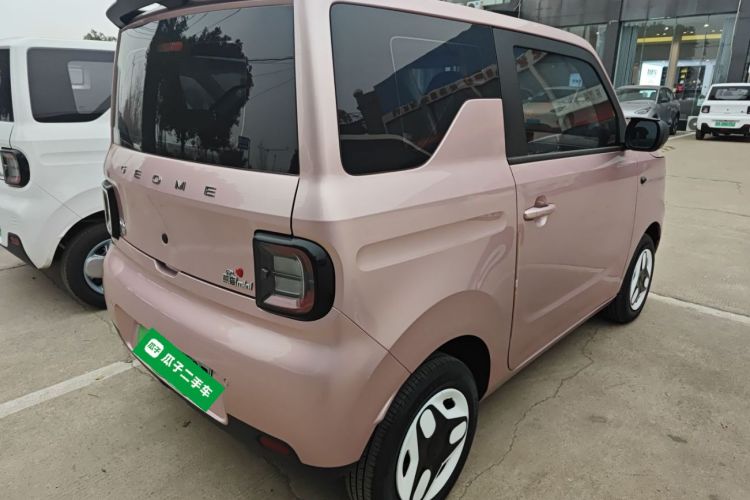 吉利银河 熊猫 2025款 210km 元气熊车身外观7