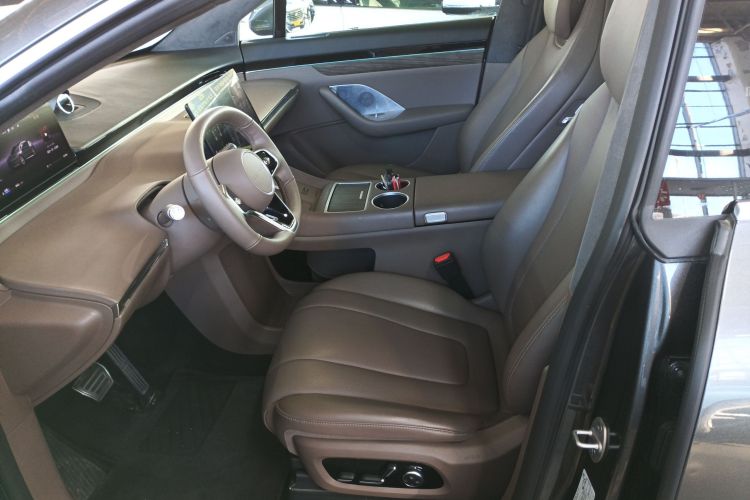 鸿蒙智行 智界R7 2025款 增程 251km Max局部细节19