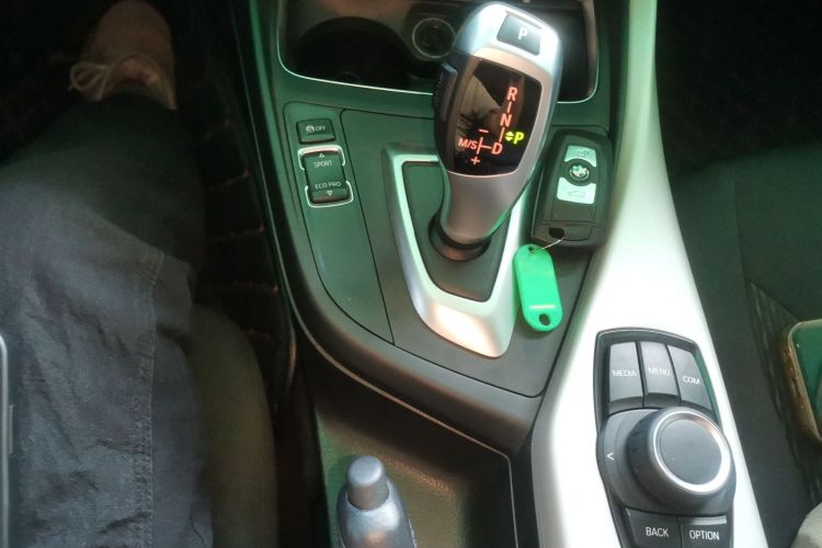 宝马1系(进口) 2018款 118i 领先型中控内饰18