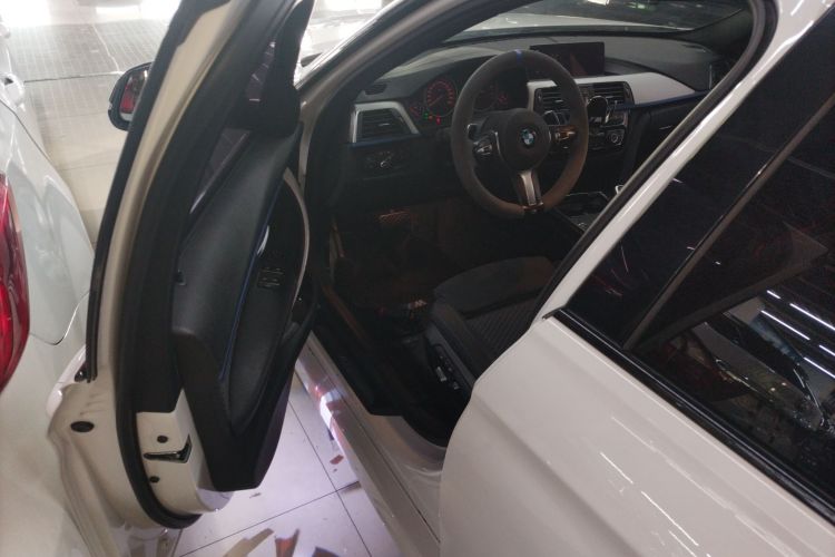 宝马3系 2018款 320i M运动套装中控内饰20