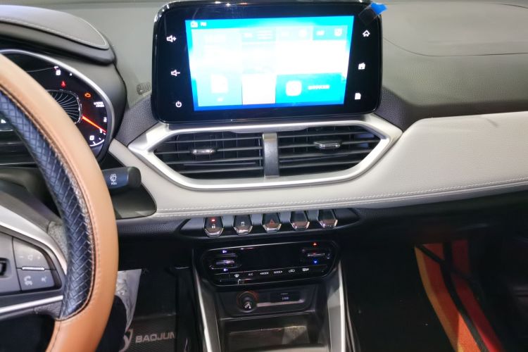 宝骏510 2017款 1.5L 自动时尚型中控内饰16