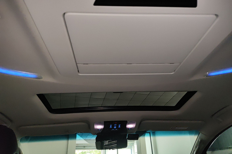 丰田 威尔法 2020款 双擎 2.5L HV豪华版局部细节22