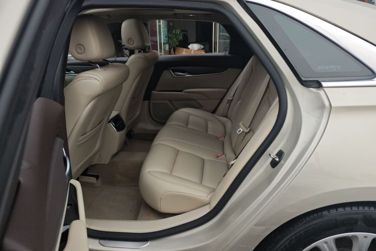 凯迪拉克XTS 2017款 28T 技术型中控内饰21