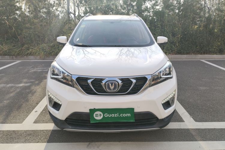 长安CS15 2017款 1.5L 自动豪华天窗版车身外观6001