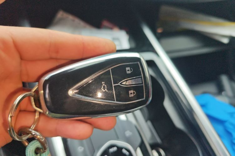 长安CS55PLUS 2024款 第三代 1.5T DCT尊贵型中控内饰11