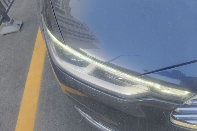 福特 金牛座 2019款 EcoBoost 245 尊享版车身外观8