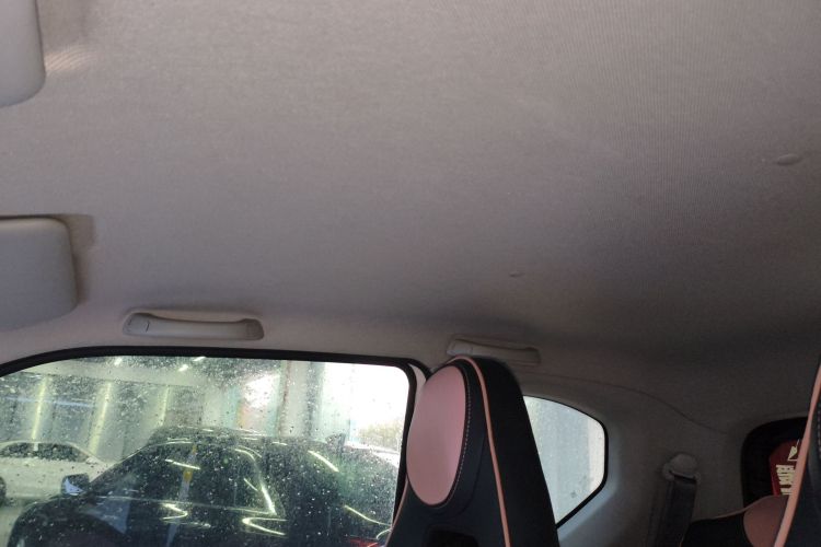 五菱汽车 宏光MINIEV 2022款 马卡龙时尚款 磷酸铁锂中控内饰22