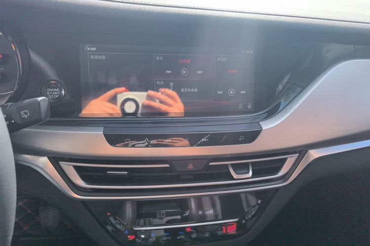 长安CS35PLUS 2019款 1.6L 手动畅联版中控内饰16
