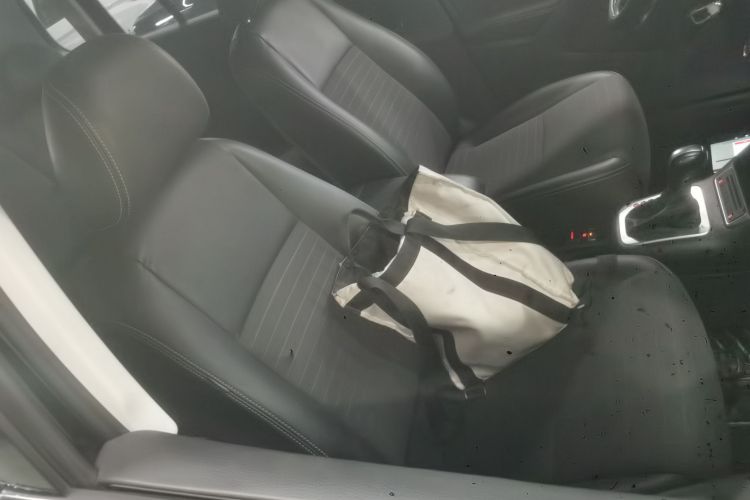 大众 途观 2017款 300TSI 自动两驱丝绸之路风尚版局部细节41