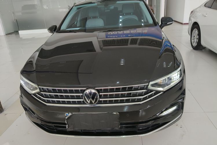 大众 迈腾 2023款 200万辆纪念版 330TSI DSG领先型车身外观6001