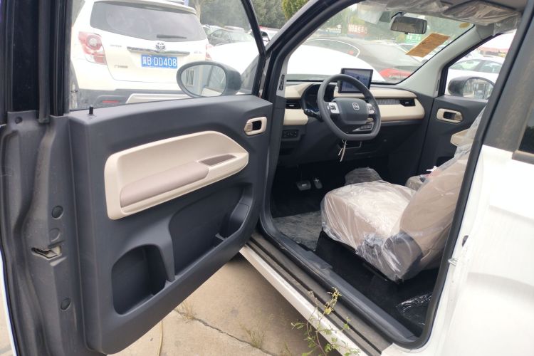 奇瑞新能源 QQ冰淇淋 2024款 青春版 205km圣代中控内饰7007