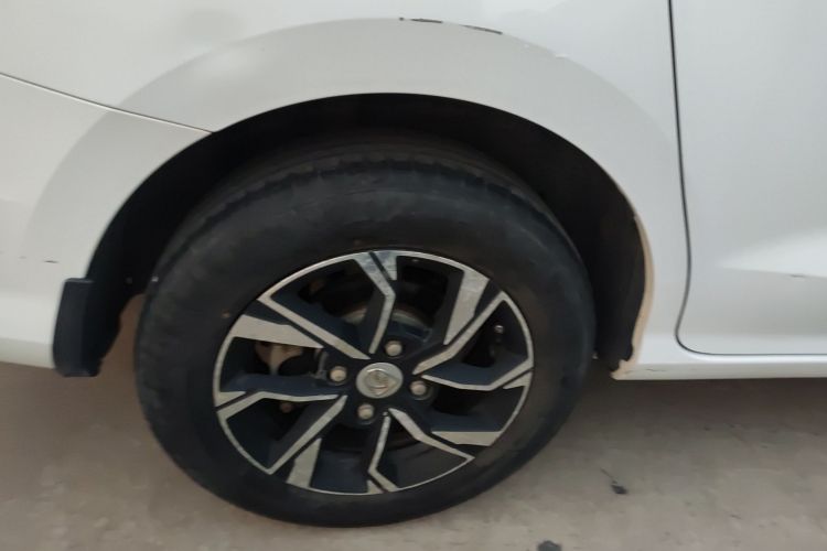 宝骏360 2018款 1.5L 自动豪华型 国V车身外观6003