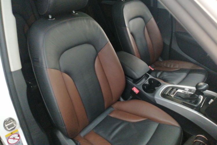 奥迪Q5 2018款 典藏版 40 TFSI 技术型局部细节41