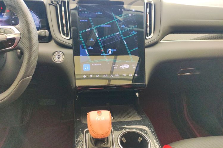 红旗HS3 2023款 1.5T 两驱善为版中控内饰16