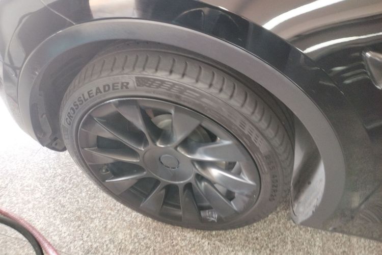 特斯拉 Model Y 2021款 标准续航后驱版车身外观6002