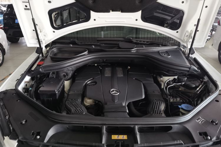 奔驰M级 2014款 ML 320 4MATIC局部细节24