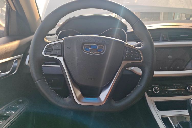 吉利汽车 远景 2018款 1.5L 自动尊贵型中控内饰13