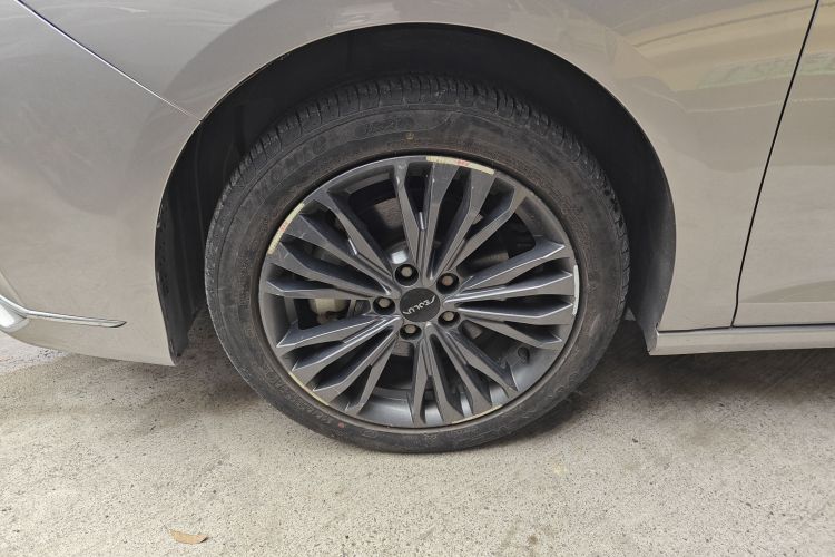 东风风神 奕炫MAX 2021款 1.5T 超炫潮爸版车身外观6007