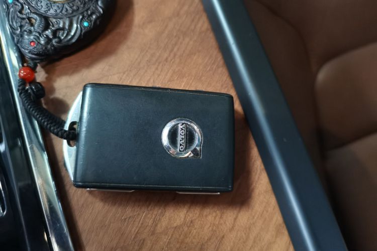 沃尔沃XC90 2020款 改款 T6 智逸豪华版 7座中控内饰11